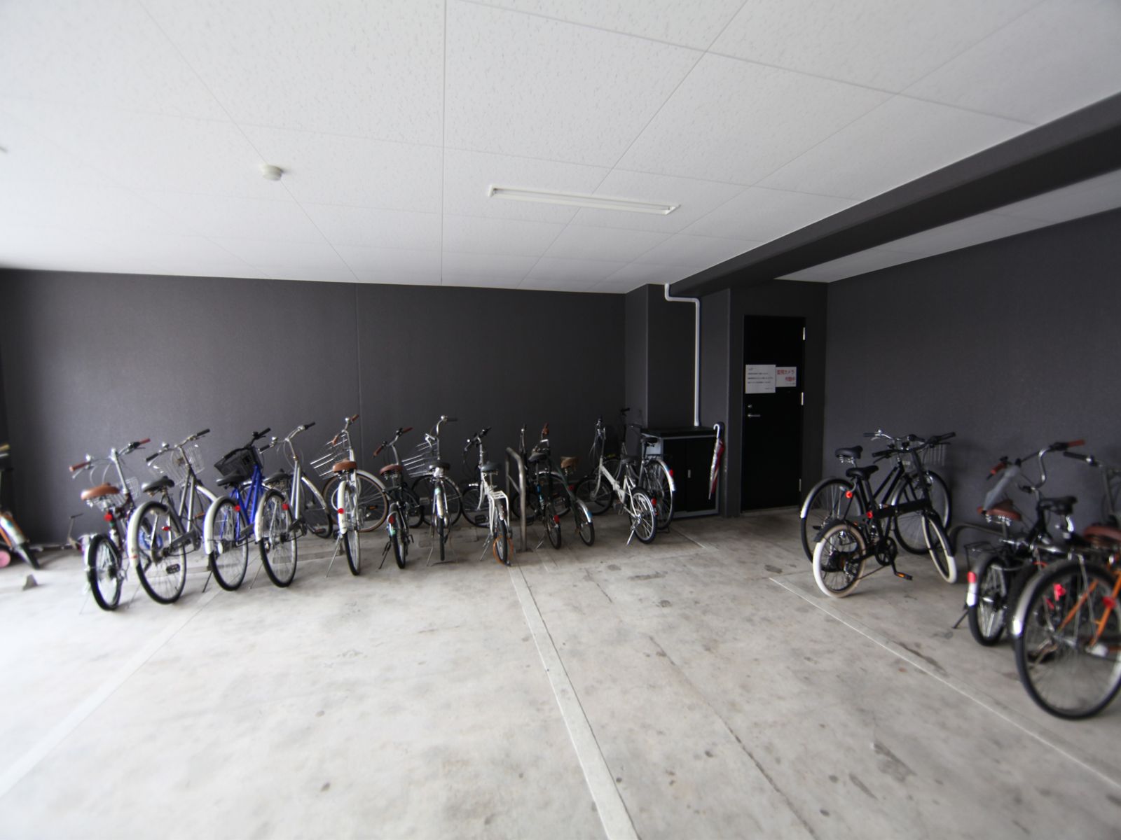 Other common areas. Parking Lot Bicycle-parking space