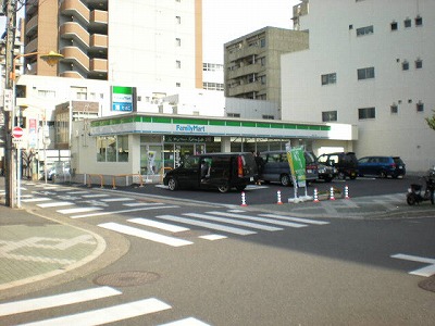 Convenience store. 180m to Family Mart (convenience store)