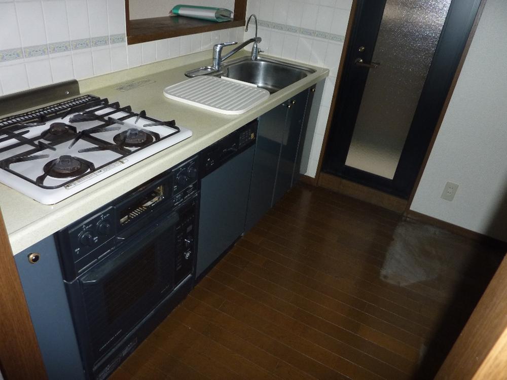 Kitchen. Indoor shooting