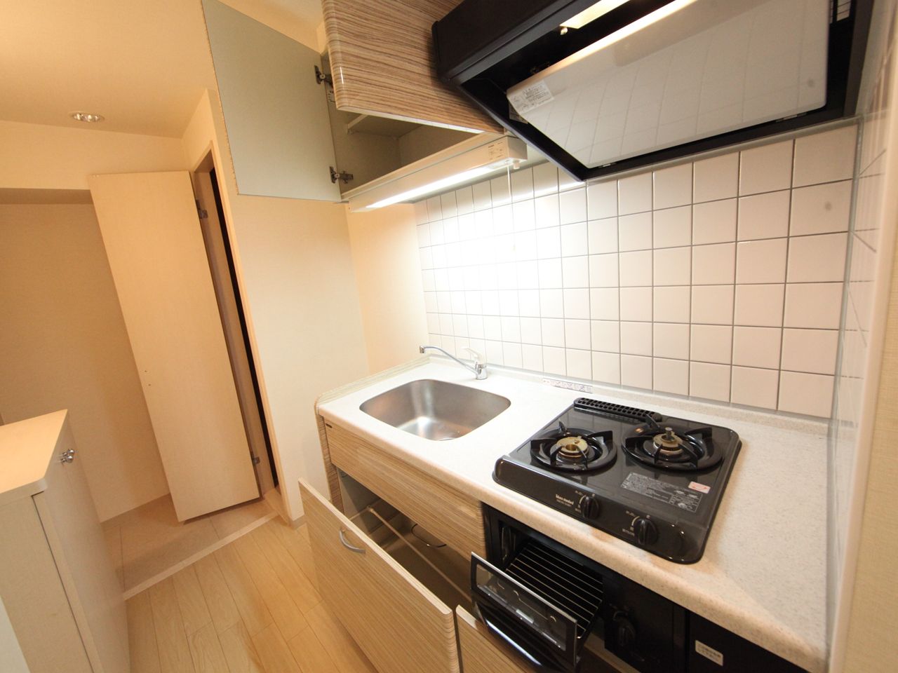 Kitchen. System kitchen (gas two-burner stove)