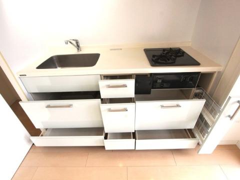 Other room space. Kitchen storage