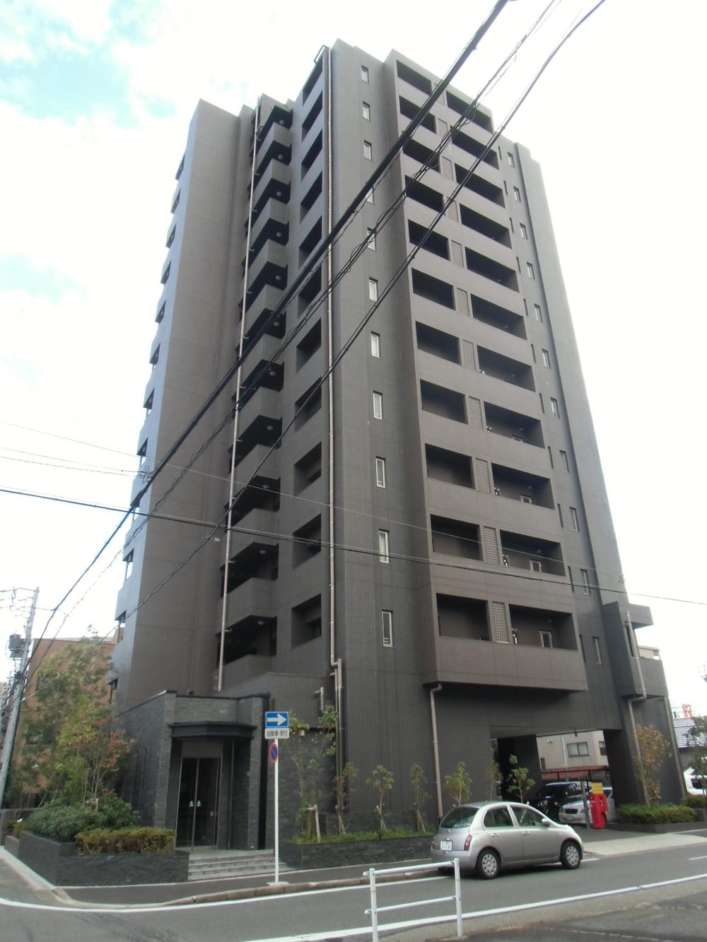 Local appearance photo. Local (12 May 2013) Shooting