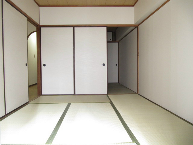 Other room space. Japanese-style room ※ It will be the same type of room image.