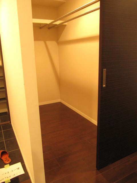 Receipt. Entrance next to the Walk IN closet ※ Or become the same type of room image