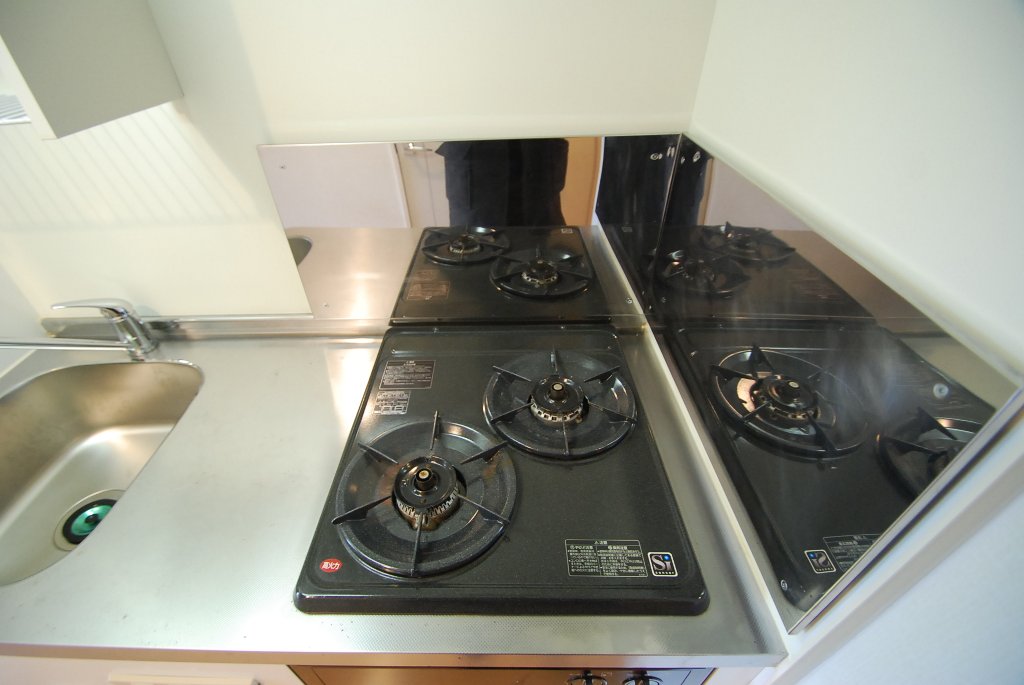 Kitchen. Gas stove