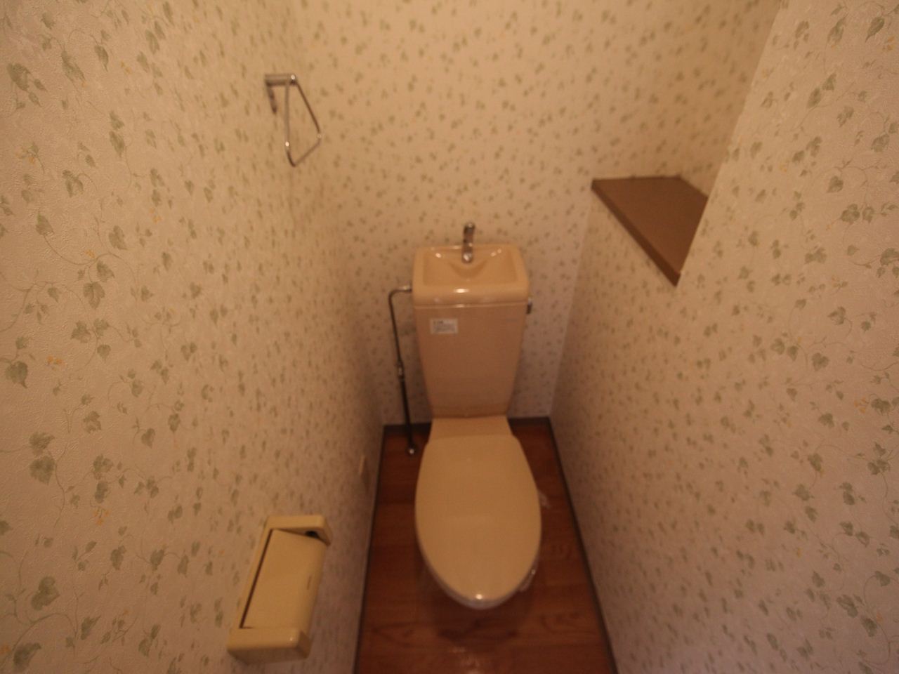 Toilet. Western-style toilet There is storage space