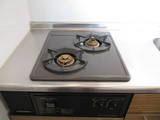 Kitchen. Two-burner stove ※ It will be the same type of room image.