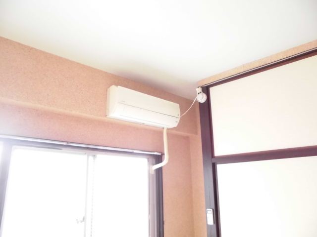 Other Equipment. Air conditioning (Japanese-style)