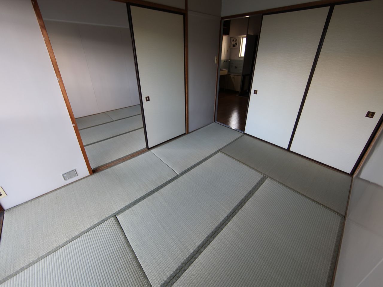 Living and room. Japanese-style room 6 tatami × Japanese-style room 6 quires