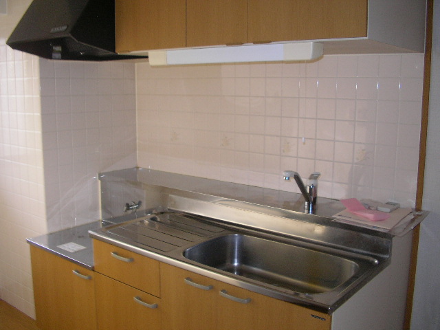 Kitchen. Gas stove installation Allowed