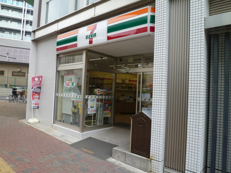 Convenience store. Eleven Nagoya Higashi Betsuin Station store up to (convenience store) 120m