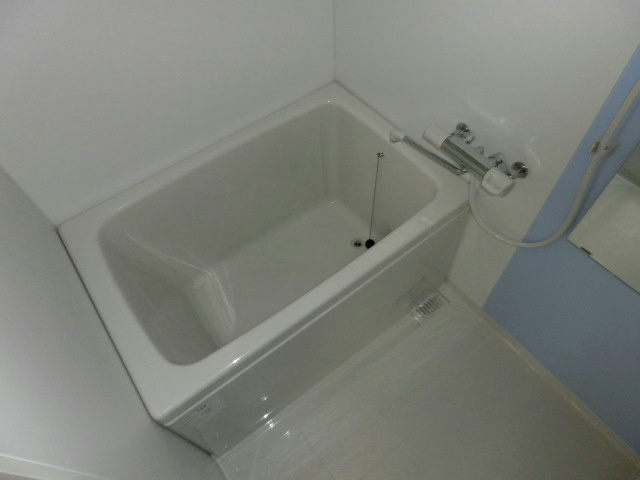 Bath. Bathroom (bath toilet by type