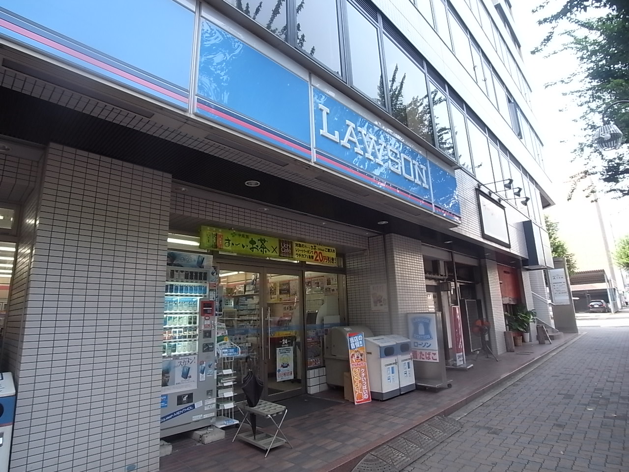 Convenience store. 133m until Lawson, Naka-ku, Nishikiten (convenience store)