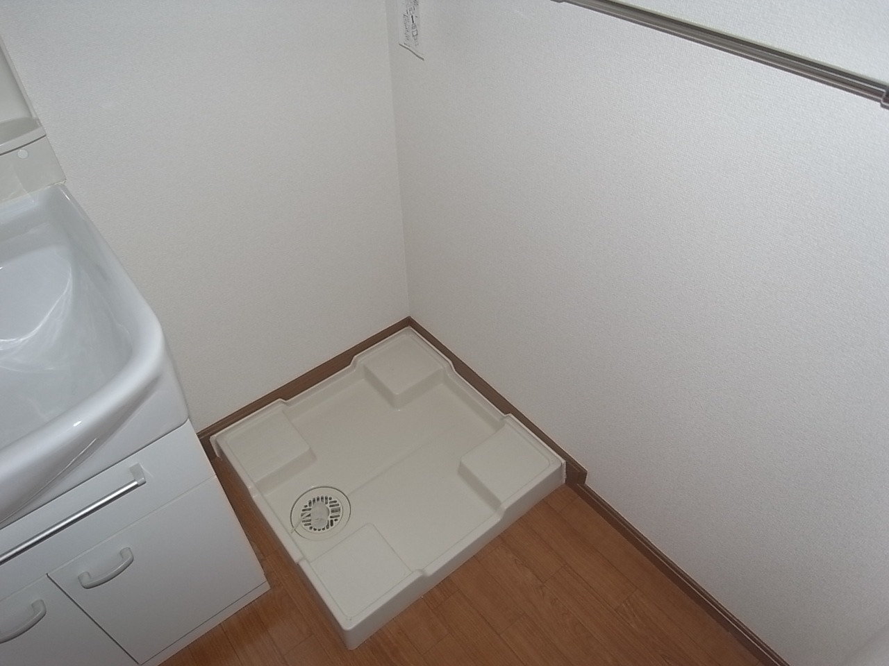 Other room space. Indoor Laundry Storage You can washing machine available