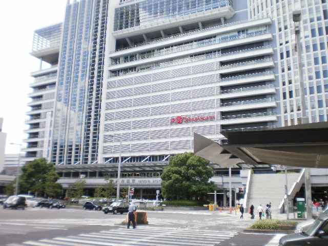 Shopping centre. Takashimaya 800m until the (shopping center)