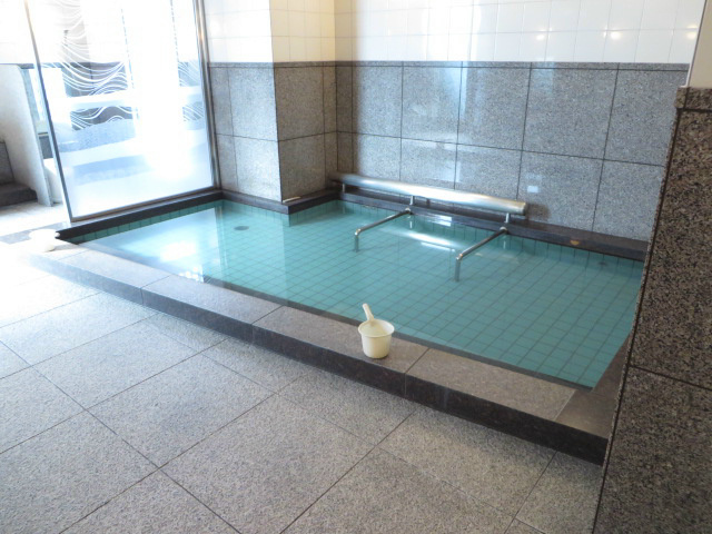 Other room space. Big bath ・ (Whirlpool)