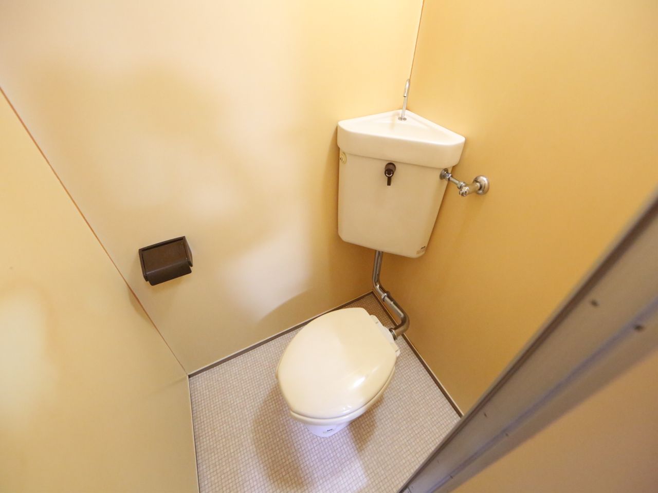 Toilet. Western-style toilet (bath ・ Another toilet)