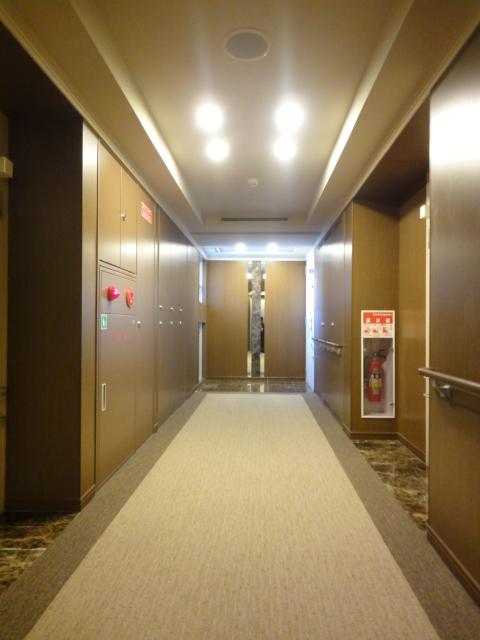 Other common areas. This apartment, It has become an inner hallway specifications hotels like.