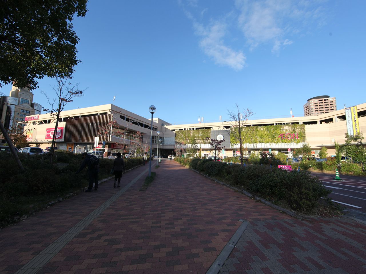 Shopping centre. 1800m until the ion Chikusa shot ring center (shopping center)