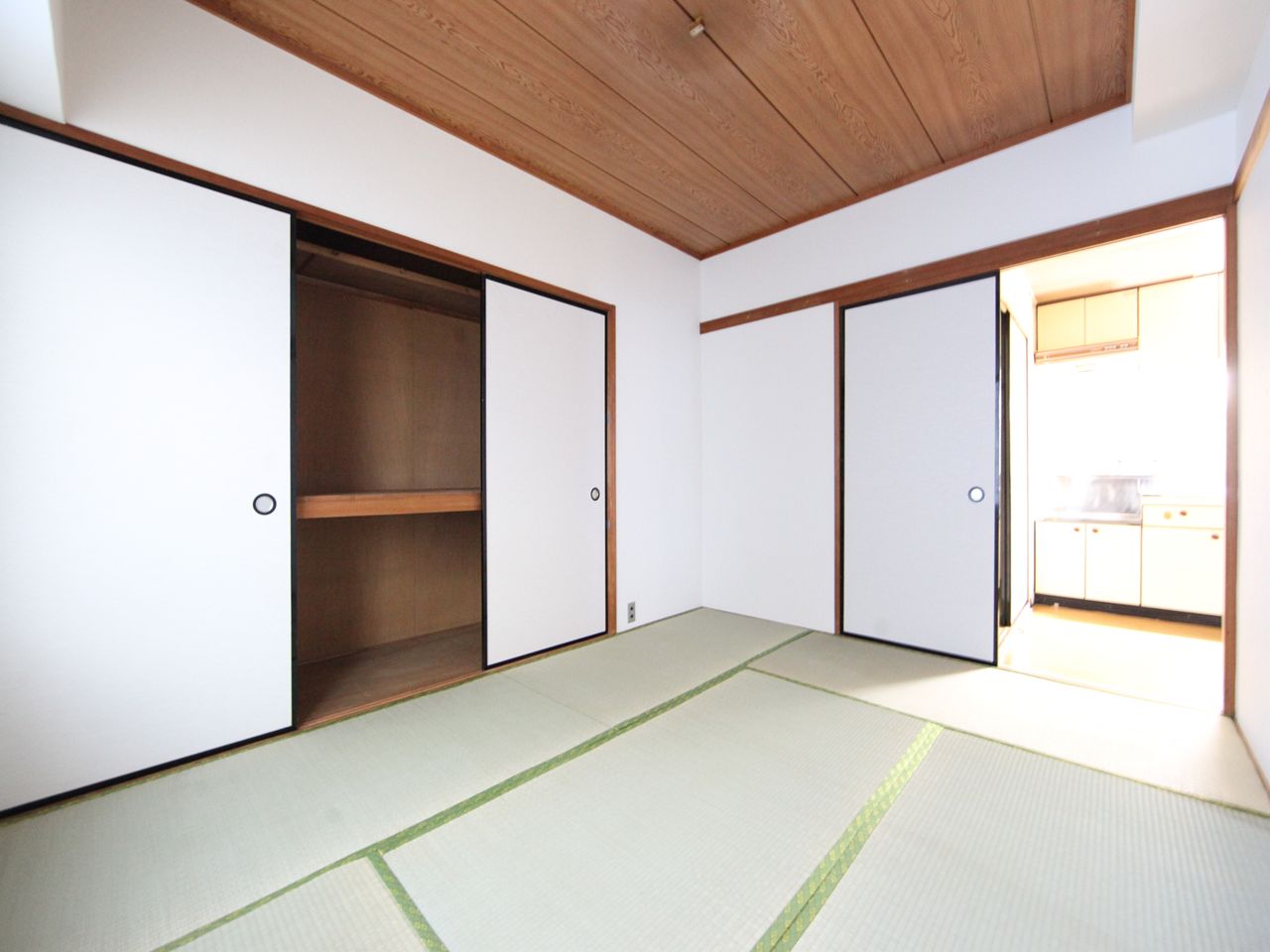 Other room space. Japanese-style room 6 quires With closet (storage rich have)