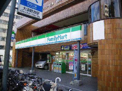 Convenience store. FamilyMart Fushimi through Osu store up (convenience store) 70m