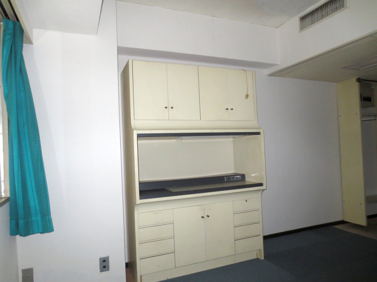 Living and room