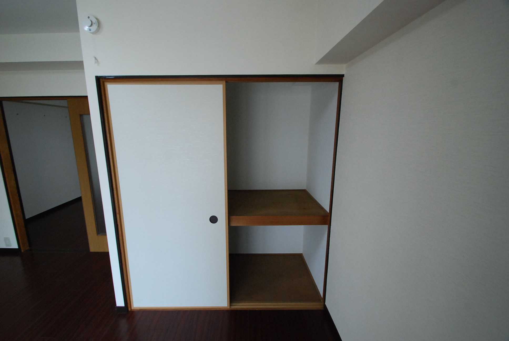 Receipt. Armoire