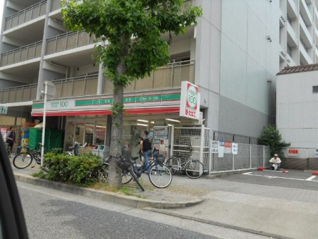 Supermarket. 215m until the Lawson Store 100 under Maezu store (Super)