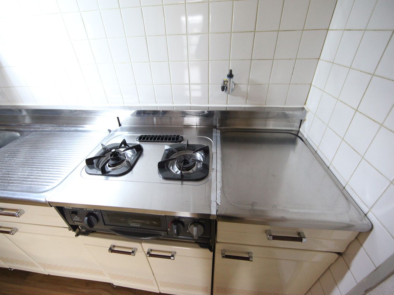 Other. Kitchen (2 lot gas stoves ・ With grill)