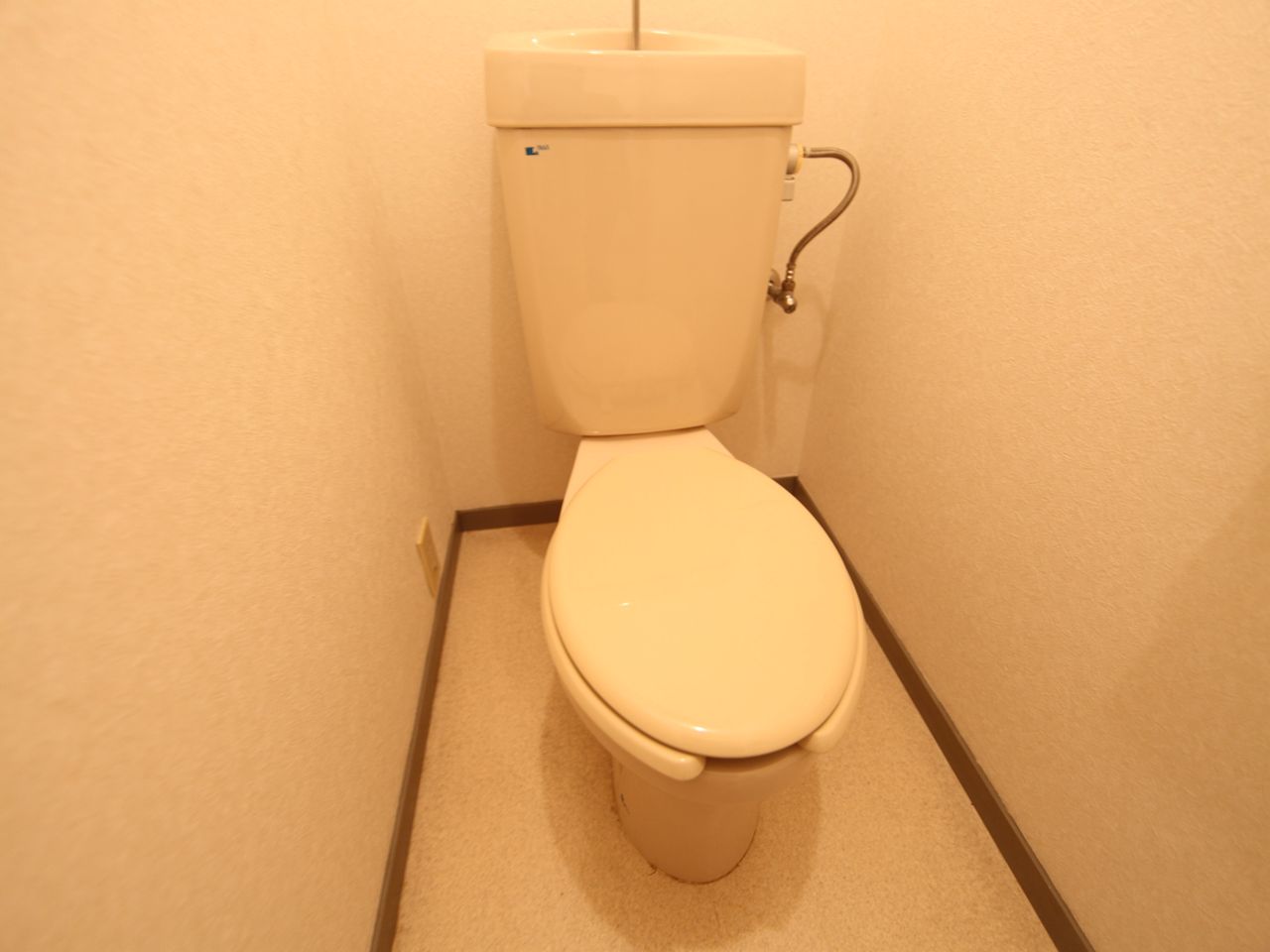 Toilet. bus ・ Restroom Warm water washing heating toilet seat installation Allowed