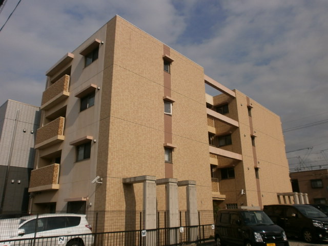 Building appearance.  ☆ Reinforced Concrete 4-story ☆