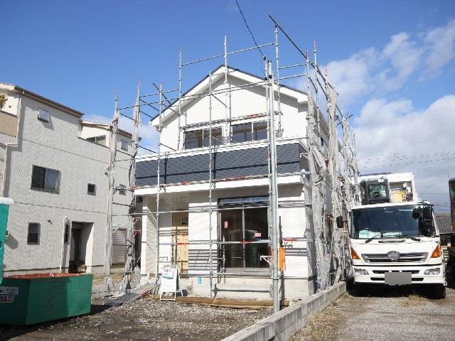 Local appearance photo. Under construction November 11, shooting