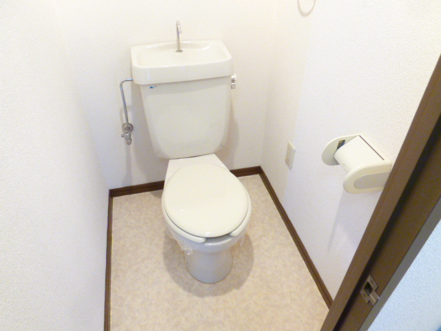 Toilet. It is a toilet with a clean ☆ 