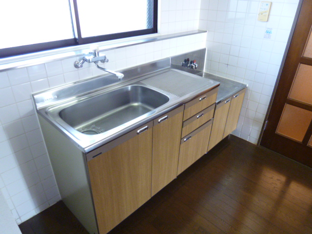 Kitchen. Kitchen looks open and there is a window ☆ 