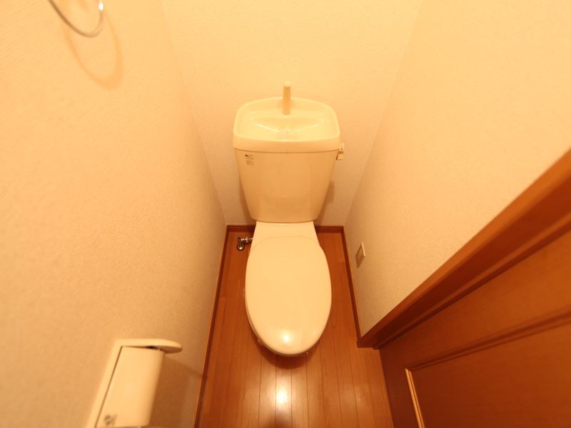 Toilet. It can be installed in the warm water cleaning toilet seat