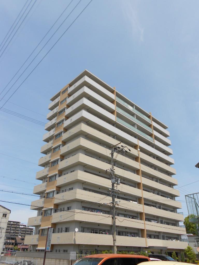 Local appearance photo. Southwest side appearance. (November 2013) Shooting