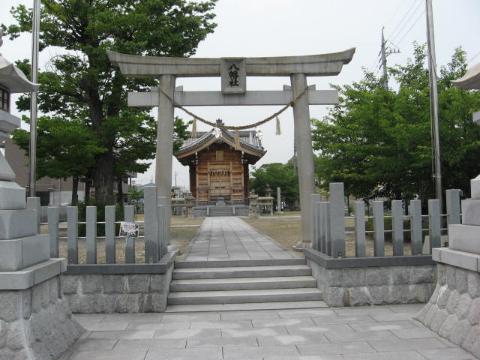 Other. 30m to the shrine (Other)