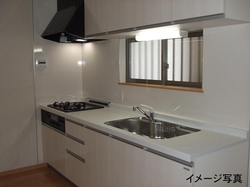 Same specifications photo (kitchen). ● ○ ● ○ kitchen image ○ ● ○ ●   Ventilation window with system Kitchen  With under-floor storage, Three-necked stove with