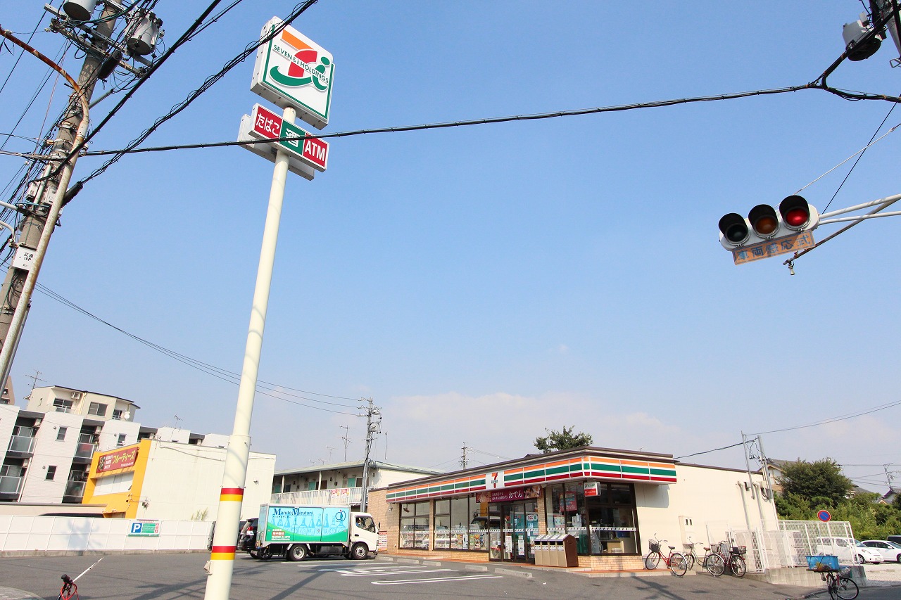 Convenience store. Seven-Eleven Nagoya ARACO 4-chome up (convenience store) 183m