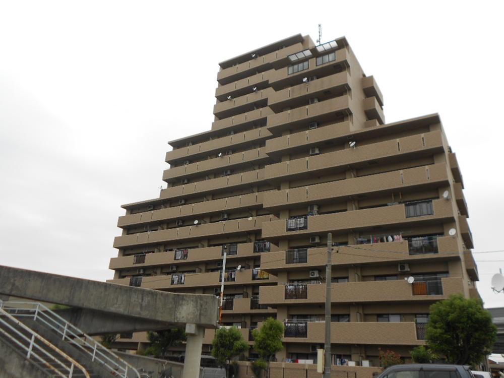 Local appearance photo. Southeast side appearance. (October 2013) Shooting