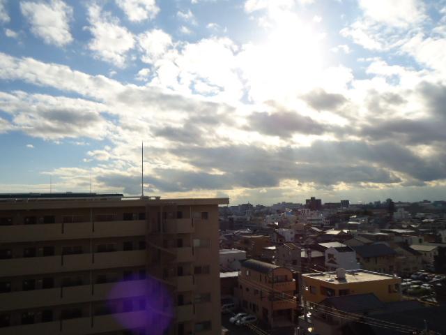 View photos from the dwelling unit. 2013 December shooting