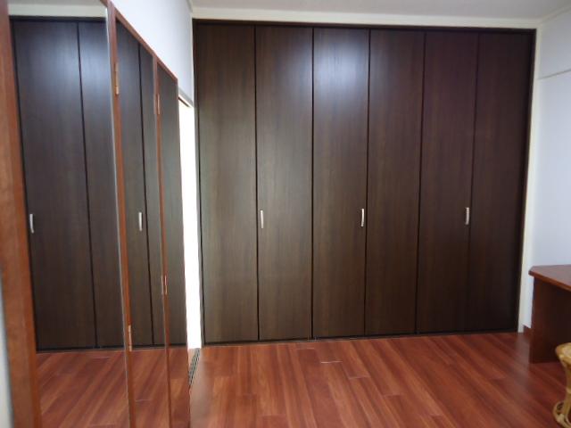 Non-living room. Housework room 4.5 Pledge shooting