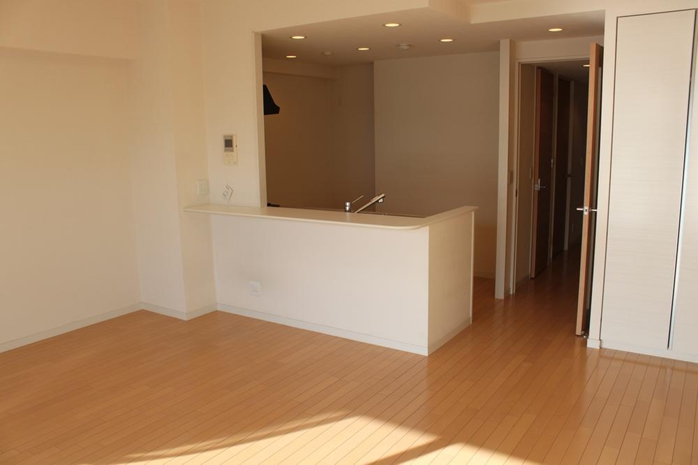 Living. Indoor (12 May 2013) Shooting