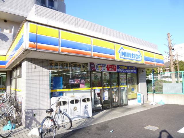 Convenience store. MINISTOP Yaguma store up (convenience store) 592m