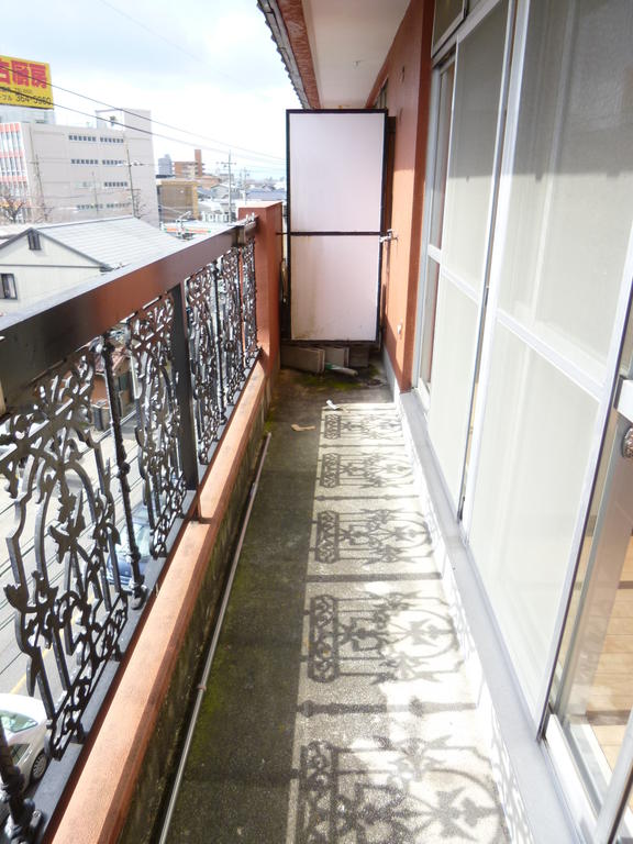 Balcony. Because the south-facing balcony you dry laundry is well! 