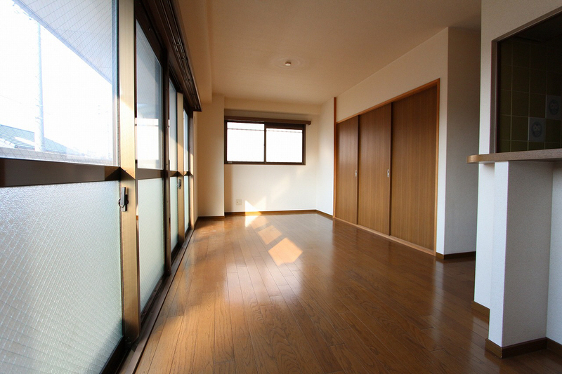 Living and room