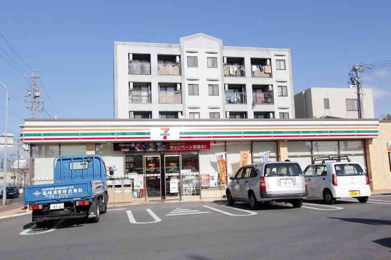 Convenience store. Seven-Eleven Nagoya Shinoharabashitori 2-chome up (convenience store) 280m