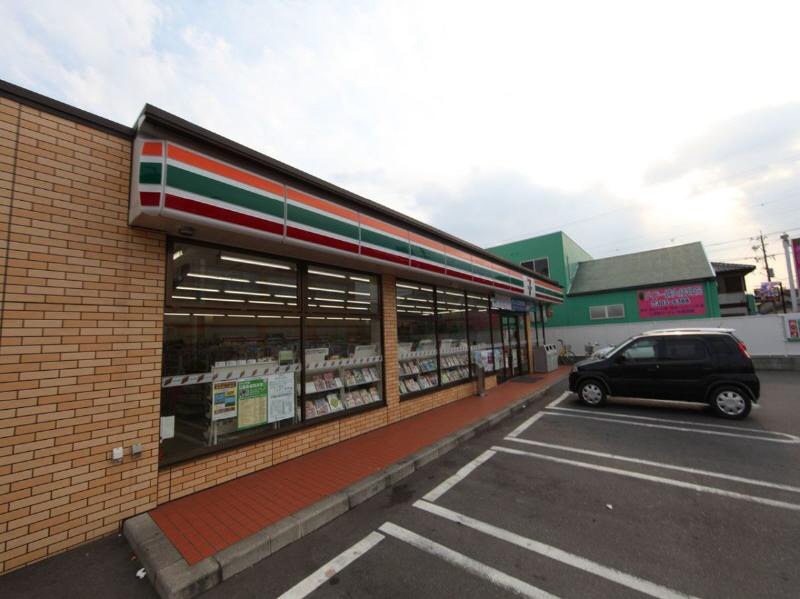 Convenience store. Eleven Nagoya Toda Station store up (convenience store) 130m