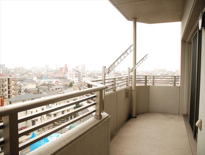 Balcony. South balcony of space with plenty