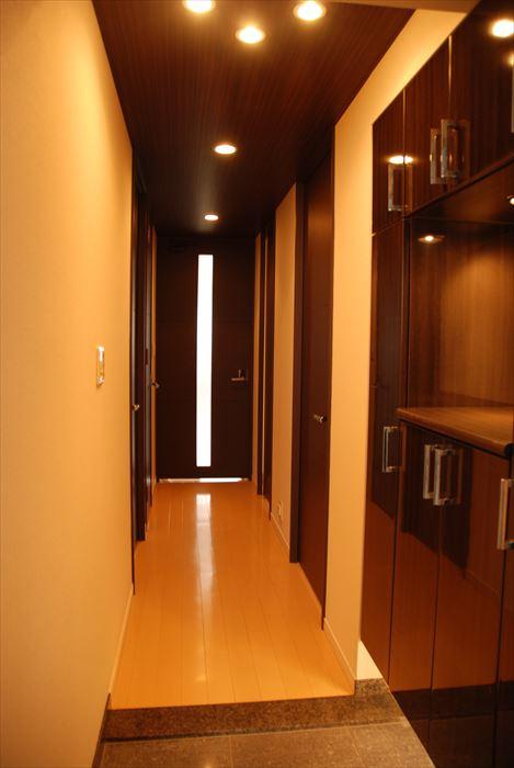 Entrance. Entrance of the calm atmosphere